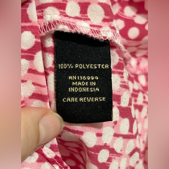 Milano - Sleeveless Pink Patterned Ruffle Blouse - Picture 9 of 11